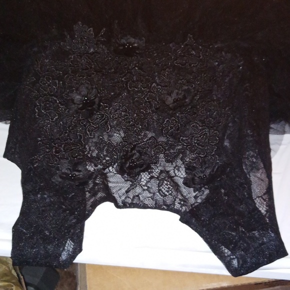 Women Tulle Lace Mesh Gown/dress - Picture 10 of 10